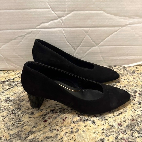 ARA - Picture 2 of 4